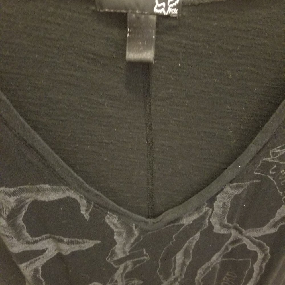 Fox Deep V neck tee
